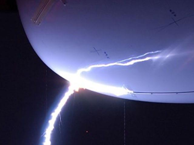 im体育APP Lightning 技术 - protecting aviation